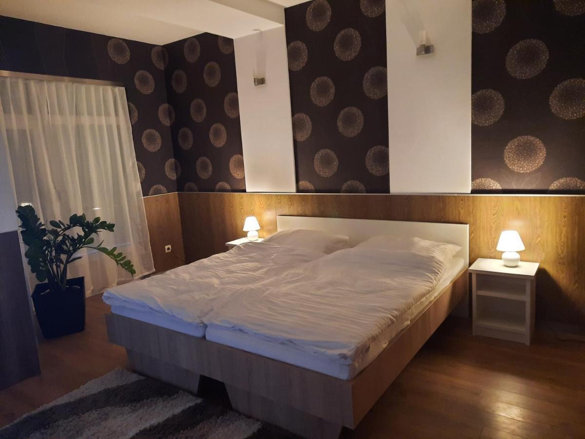 Fenyo Apartman Daire Nagykáta Dış mekan fotoğraf