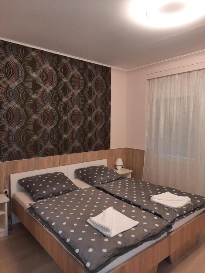 Fenyo Apartman Daire Nagykáta Dış mekan fotoğraf